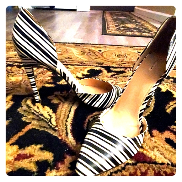 Shoes - Picture 1 of 2